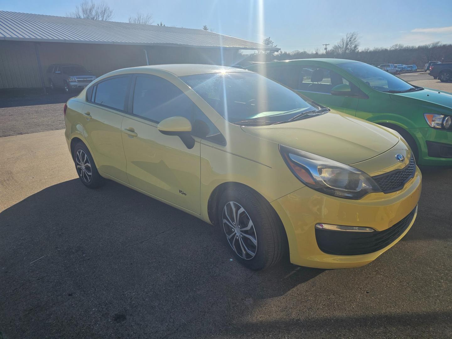 2016 Kia Rio LX (KNADM4A34G6) with an 1.6L L4 DOHC 16V engine, located at 533 S Seven Points BLVD, Seven Points, TX, 75143, (430) 255-4030, 32.313999, -96.209351 - Photo#1